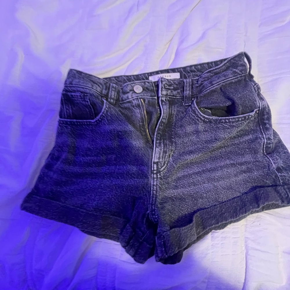 Black pacsun Jean shorts size 24